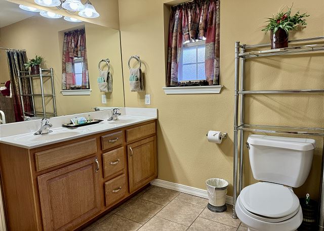 Double bathroom vanity in Condo A-3