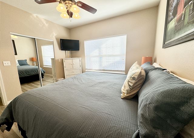 Third bedroom with queen and twin beds in Condo A-4