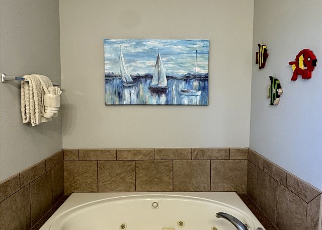 Jetted tub in the primary bathroom of Condo A-6