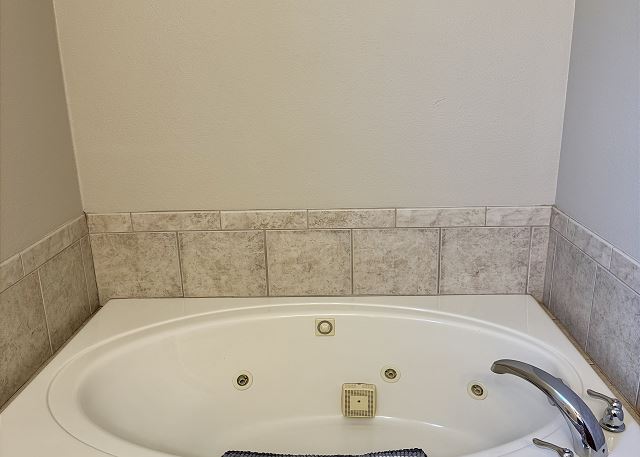 Jetted tub in the primary bathroom
