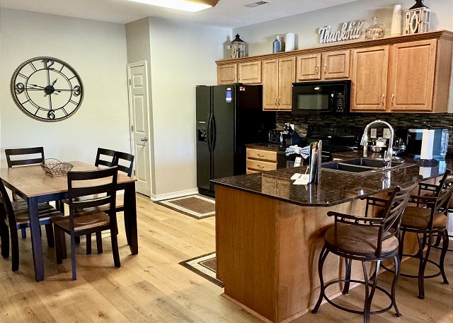 Kitchen breakfast bar and dining table
